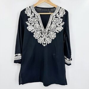 INC International Concepts Black and White Embroidered Trim Women's Top Size 6‎